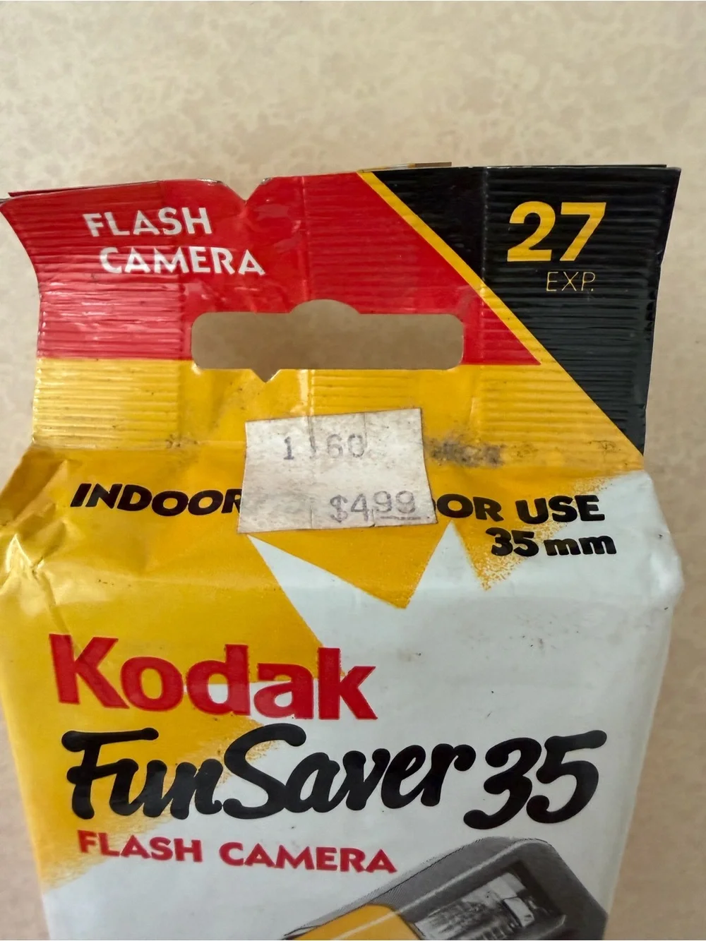 Kodak FunSaver 35 Flash Camera 27 Exposure Exp. 4/2004 - Sealed